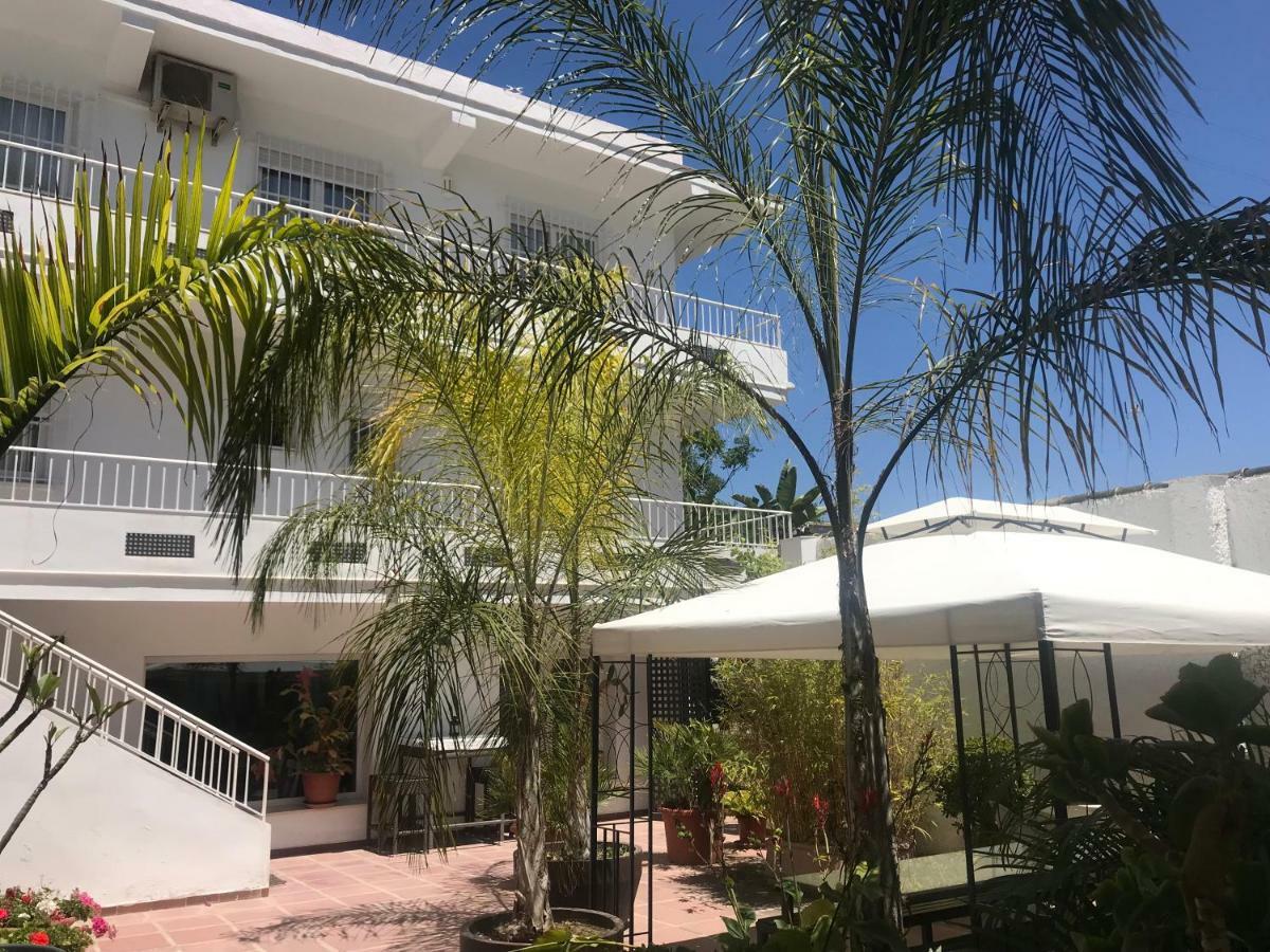 Apartamentos Turísticos La Mundial Málaga Exterior foto